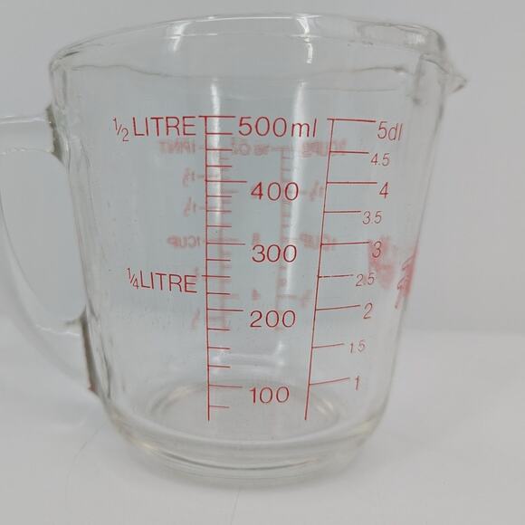 VINTAGE Fire-King 20 oz Glass Measuring Cup Vintage Red Lettering USA Made - Picture 3 of 6
